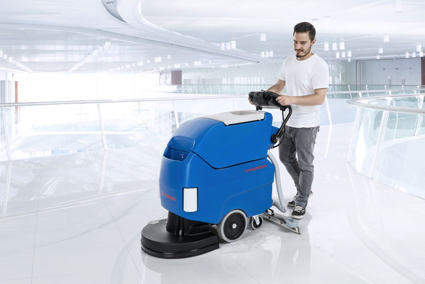 What are the different types of maintenance cleaning offered by Stuttgart?