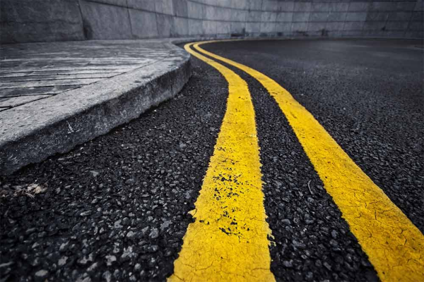 Concrete vs Asphalt: Which is More Cost-Effective for Commercial Buildings?